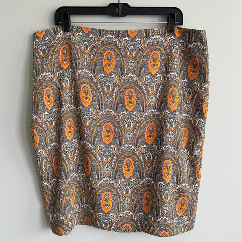 Ann Taylor Factory Orange Paisley Medallion Straight Skirt Career 18 NWT‎